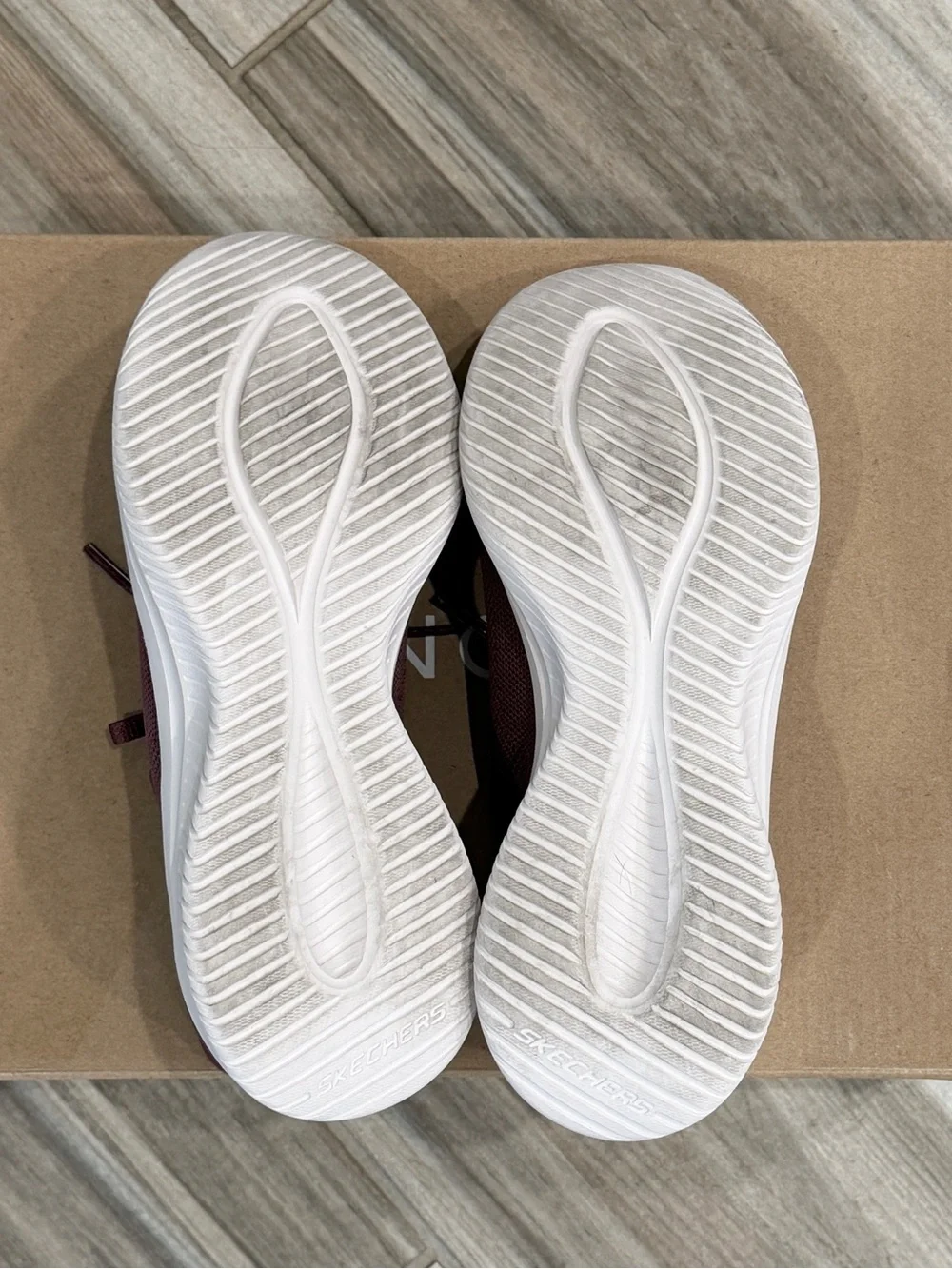 Women’s Skechers Slip-ins Ultra Flex 4.0 Sneakers Size 6